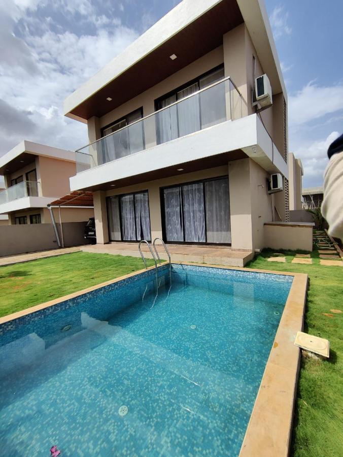 Villa Casa Del Capitan-2Bhk With Private Pool & Lawn. Karjat Exterior foto